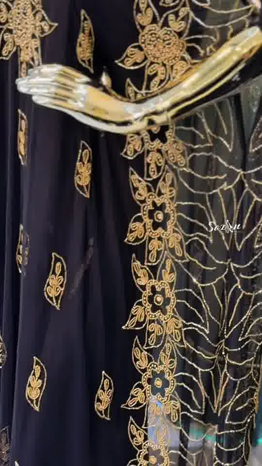 عباية الأسود الملكي والجولد صورة 14